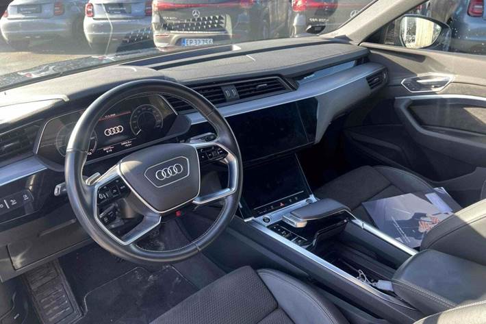 undefined Audi e-tron fra 2021