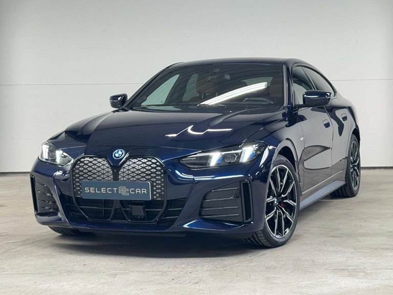 BMW i4 eDrive40 Fully Charged