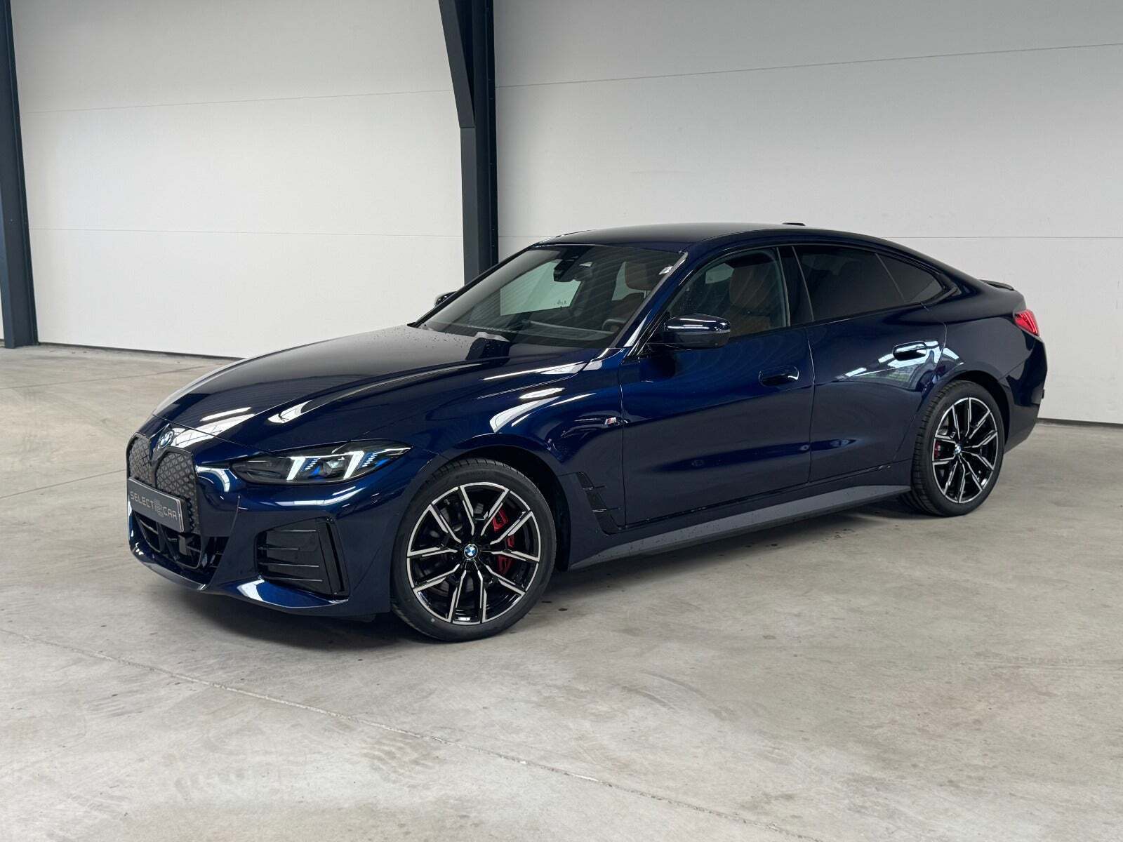 BMW i4 eDrive40 Fully Charged