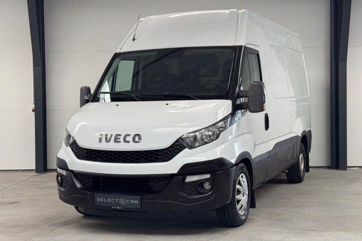 Hvid Iveco Daily fra 2016