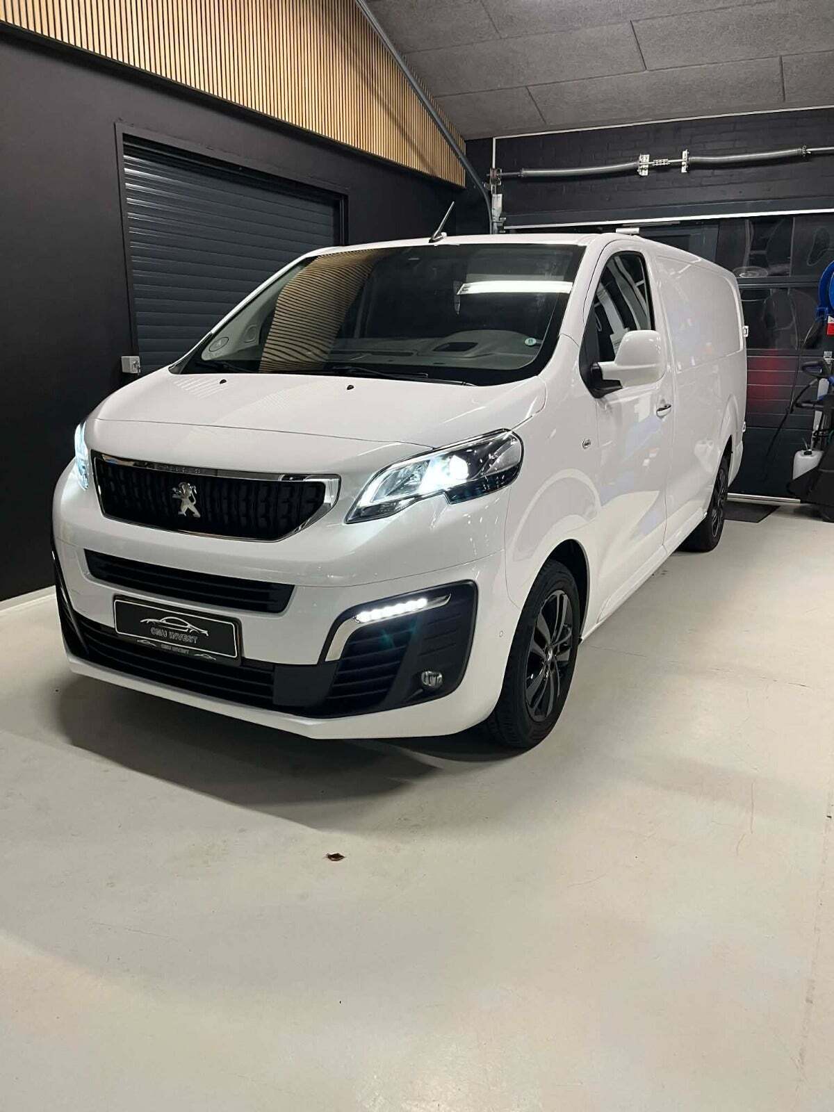 Peugeot Expert 2,0 BlueHDi 177 L3 Ultimate EAT8 Van