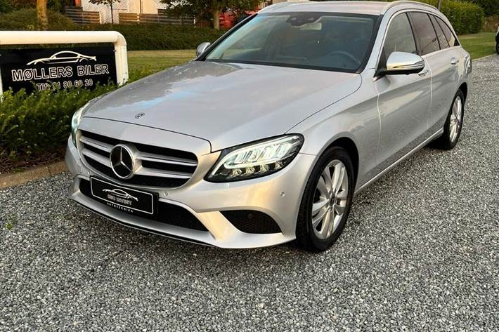 Sølv Mercedes C220 d fra 2018