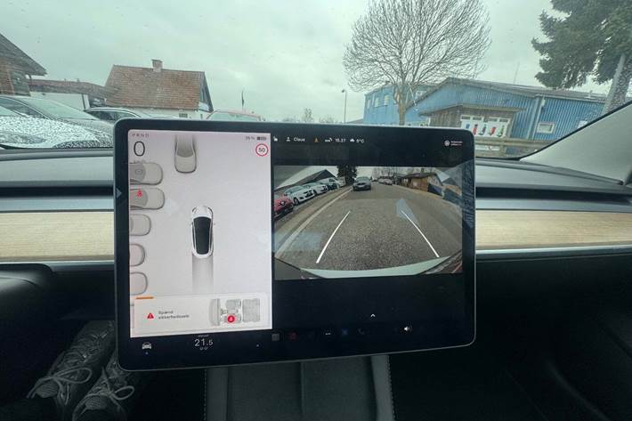 undefined Tesla Model 3 fra 2021
