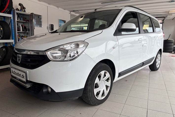 Hvid Dacia Lodgy fra 2016