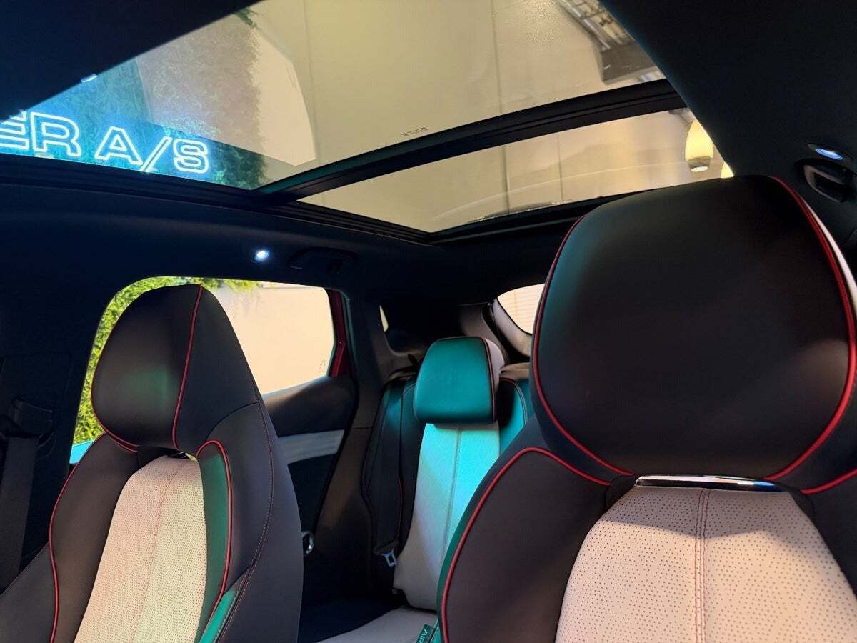 Rød BYD Atto 3 fra 2023