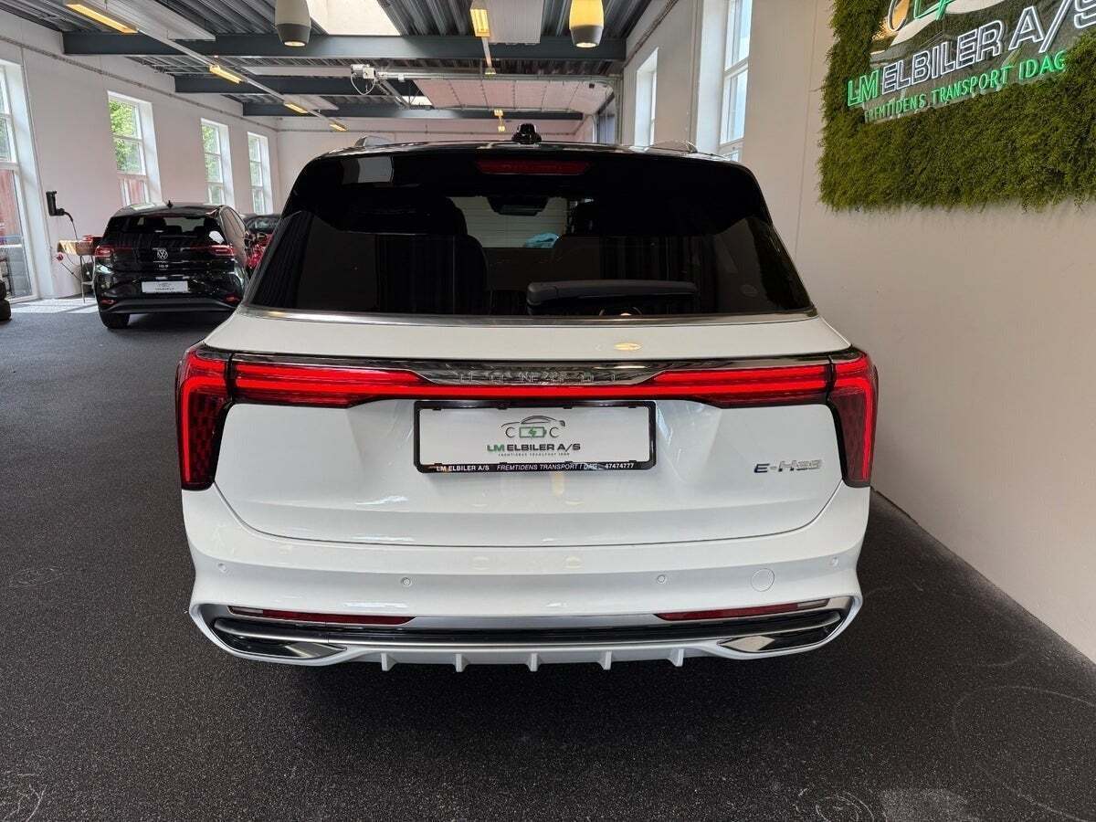 Hongqi E-HS9 120 Exclusive+