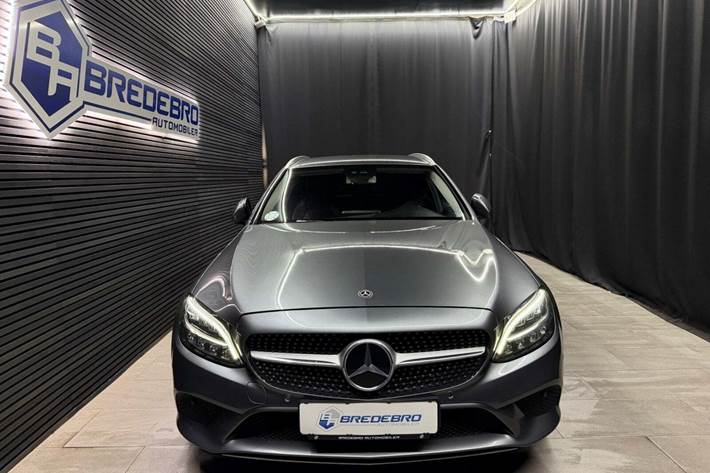 Grå Mercedes C220 d fra 2018