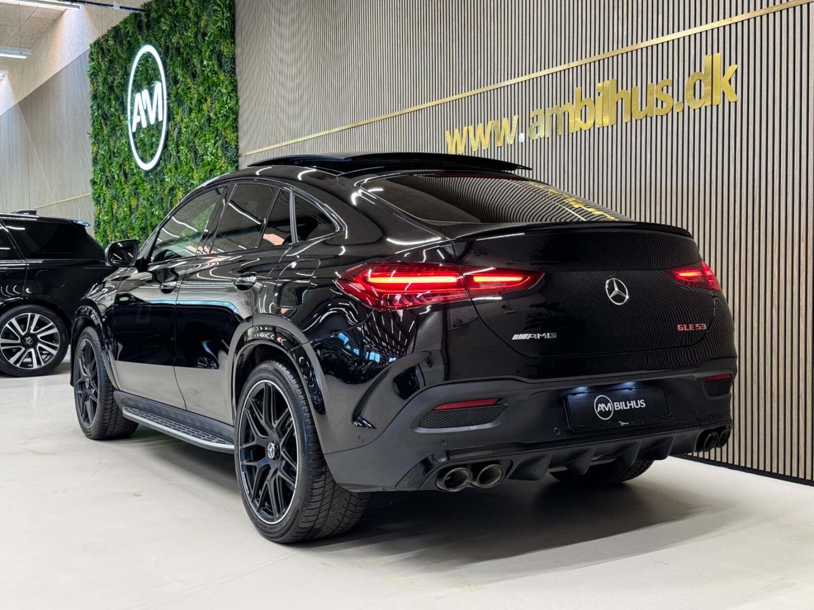 Sort Mercedes GLE53 fra 2025