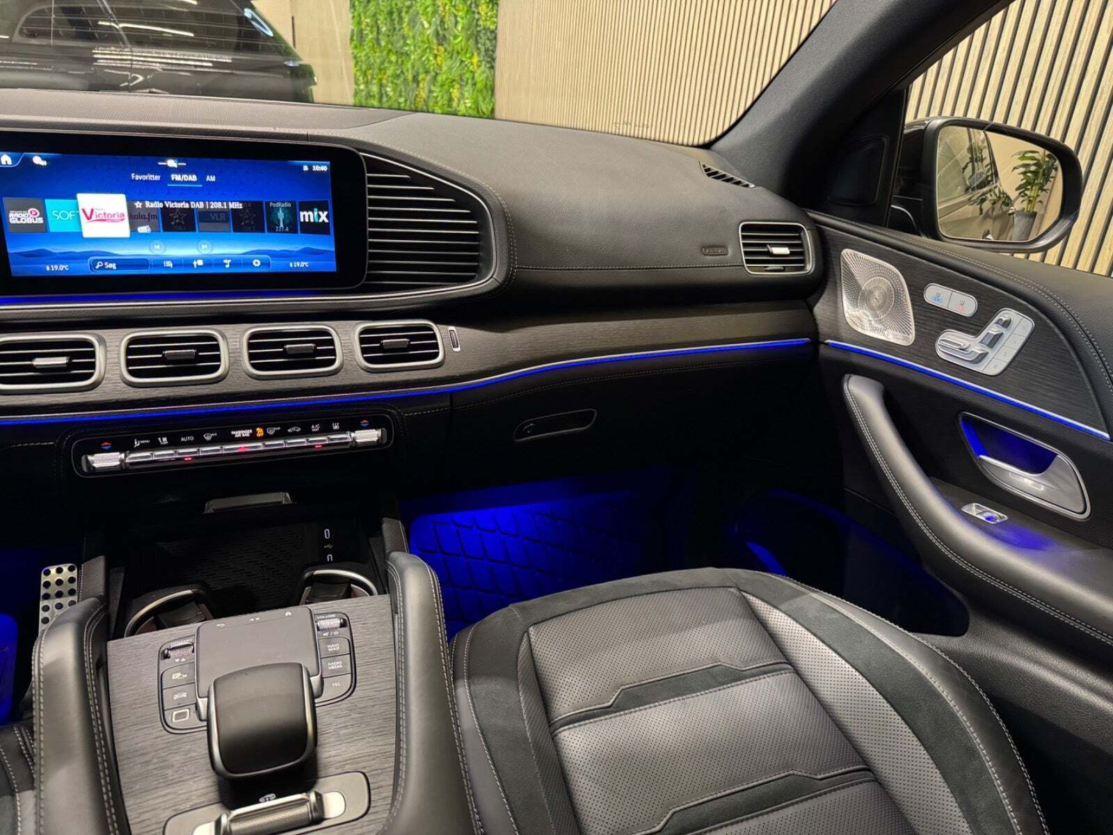 Sort Mercedes GLE53 fra 2025