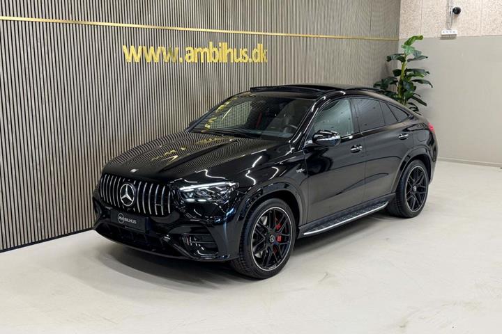 Sort Mercedes GLE53 fra 2025