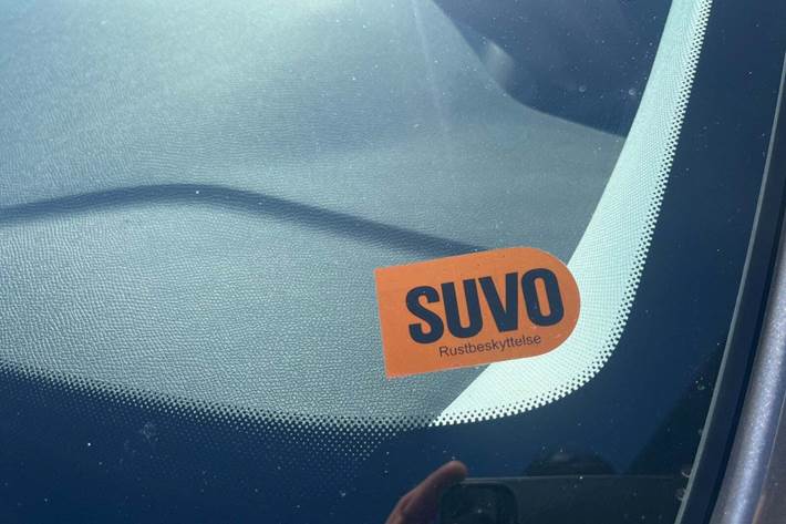 Grå Peugeot 308 fra 2019