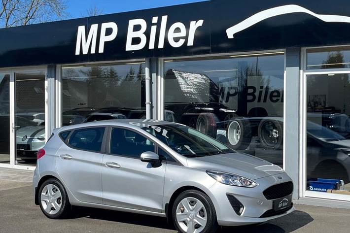 Sølv Ford Fiesta fra 2019
