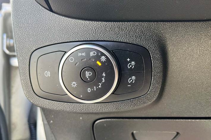 Sølv Ford Fiesta fra 2019