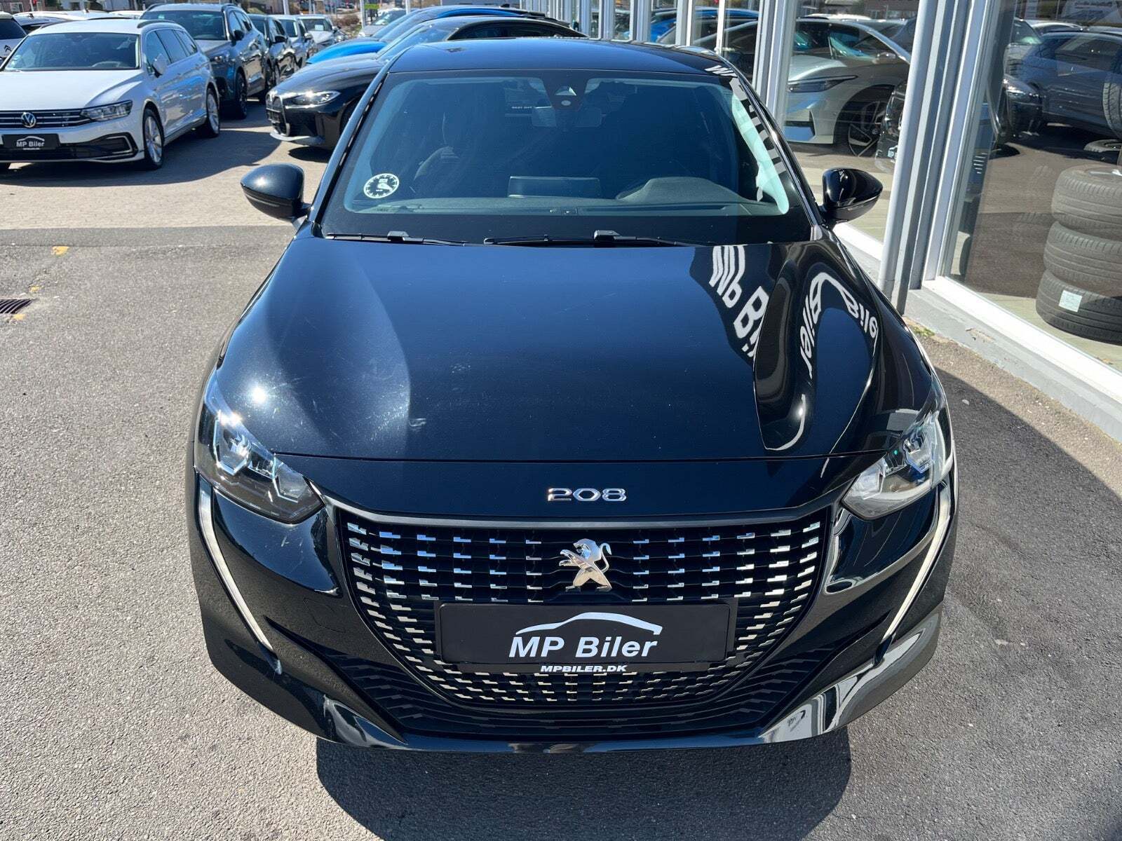 Sort Peugeot 208 fra 2021