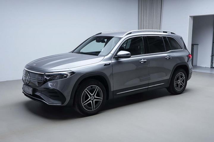 Grå Mercedes EQB350 fra 2022 set udefra