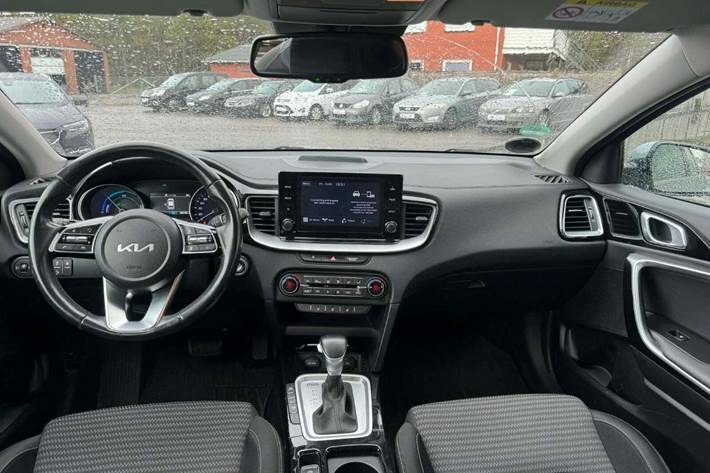 Sølv Kia XCeed fra 2022