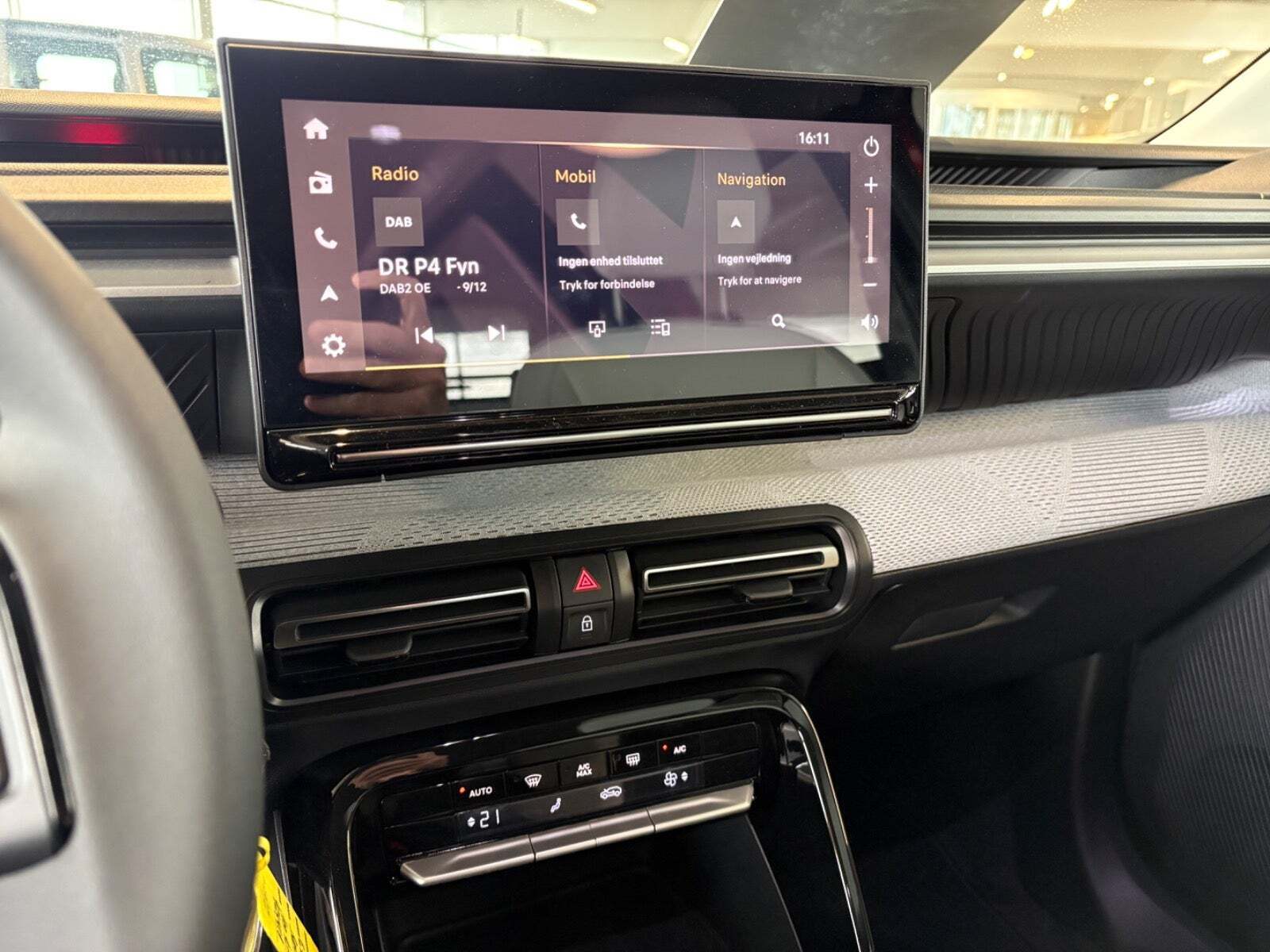 Rød Citroën e-C3 Aircross fra 2025