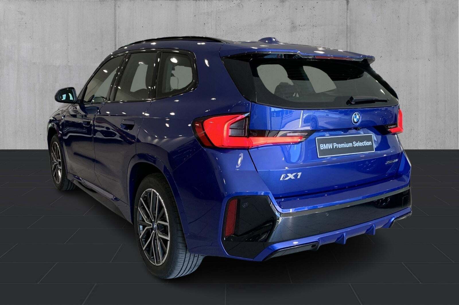 undefined BMW iX1 fra 2025