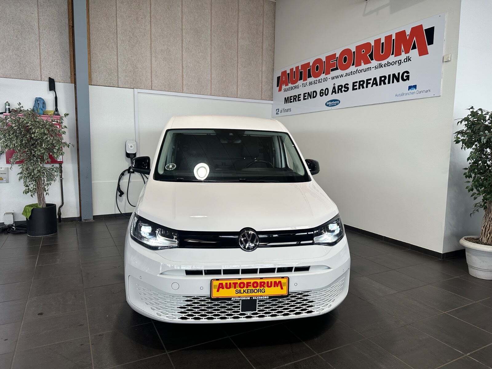 VW Caddy 2,0 TDi 122 DSG Cargo