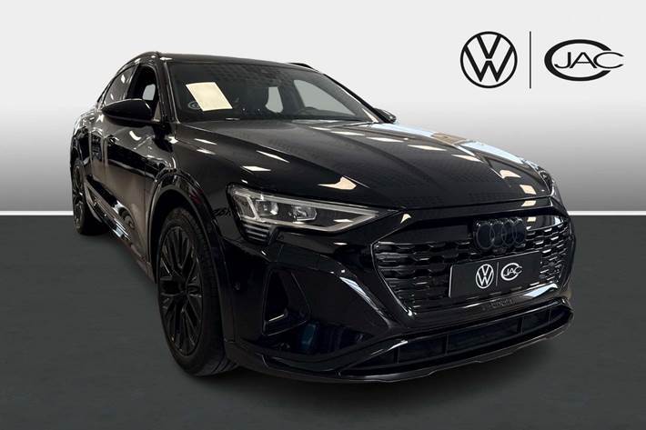 Sort Audi Q8 e-tron fra 2024