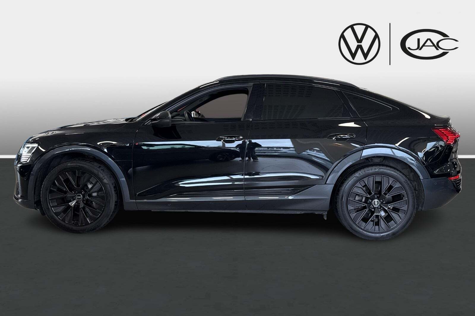 Sort Audi Q8 e-tron fra 2024