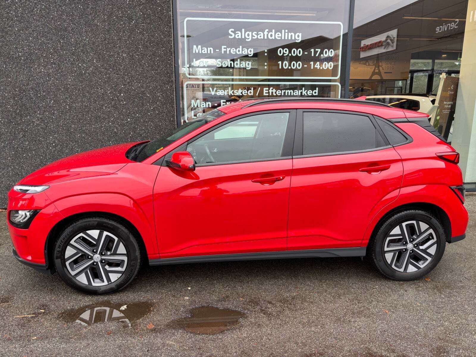 Hyundai Kona 64 EV Essential