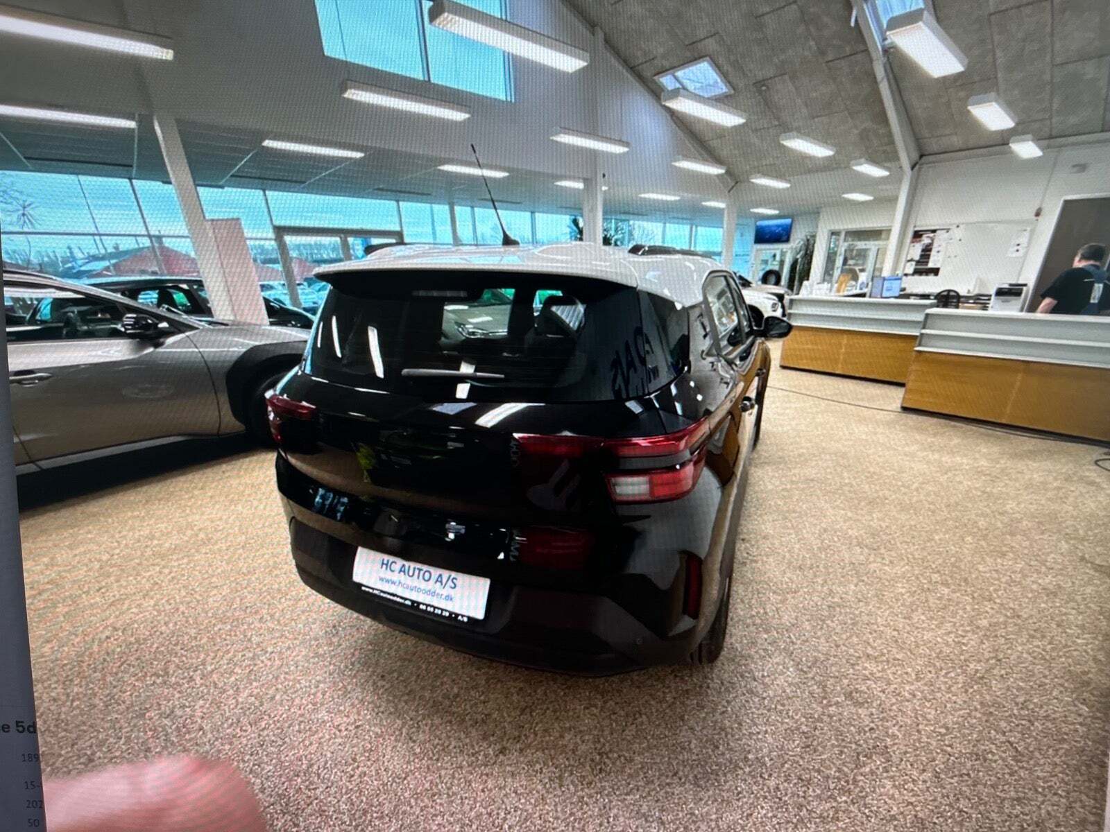 Sort Opel Frontera fra 2025