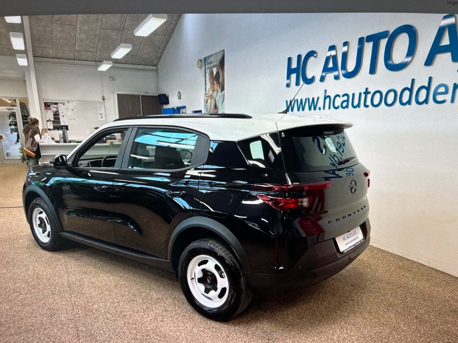 Sort Opel Frontera fra 2025