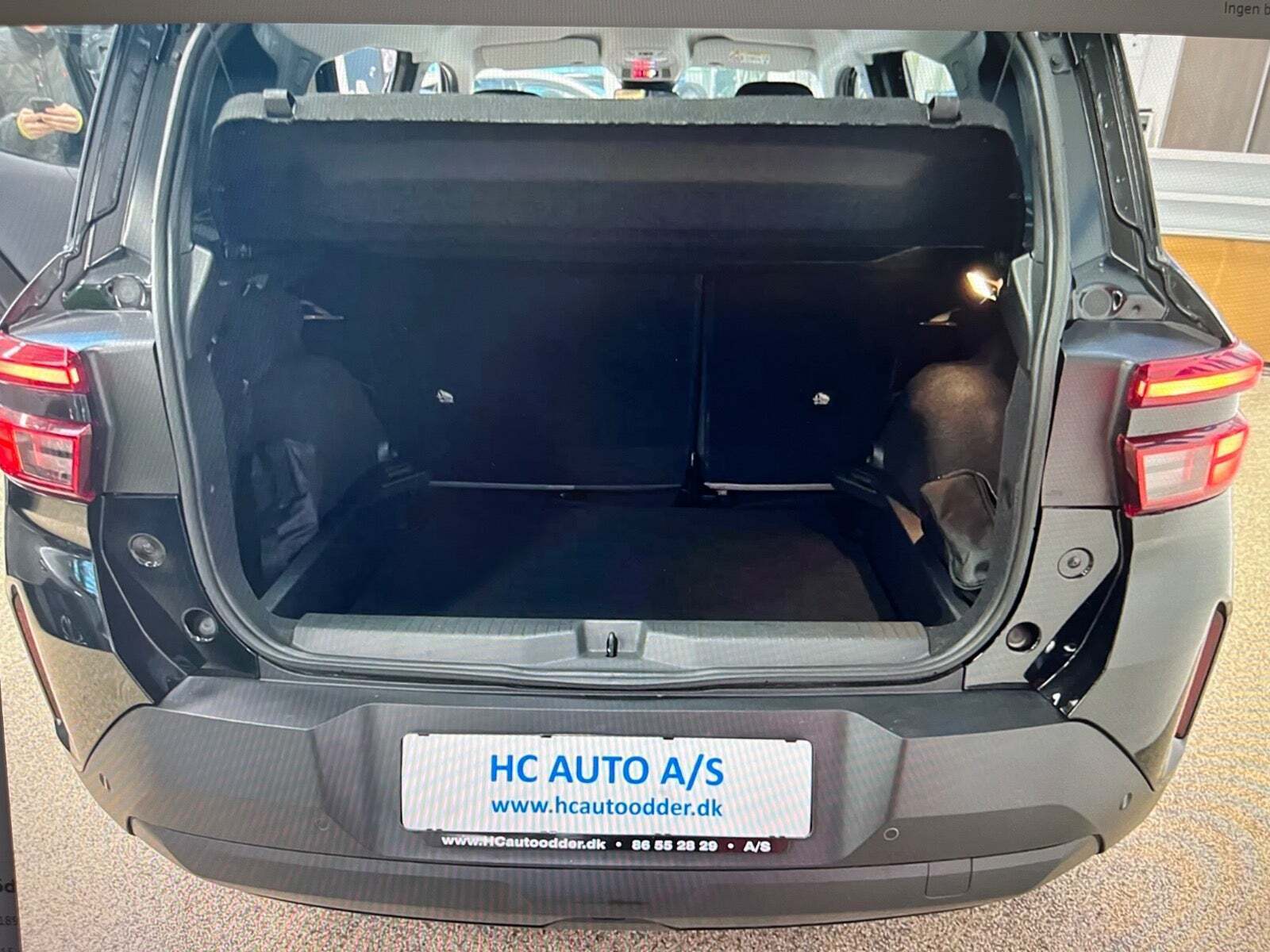 Sort Opel Frontera fra 2025