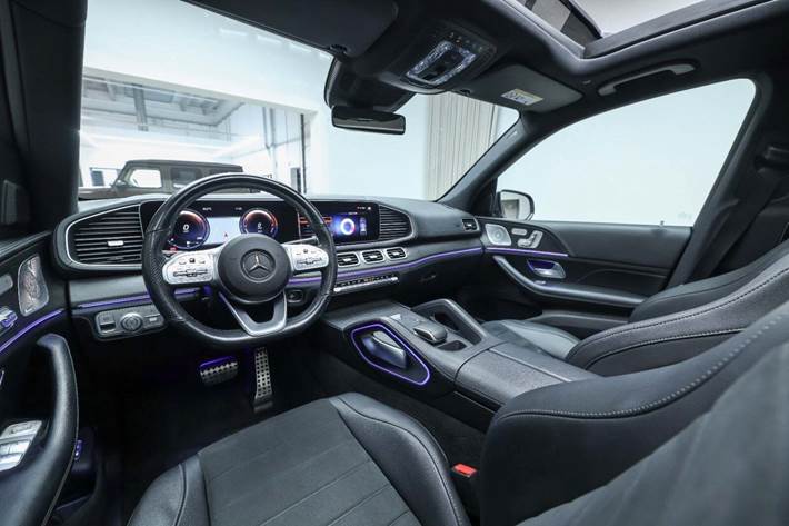Grå Mercedes GLE350 de fra 2020