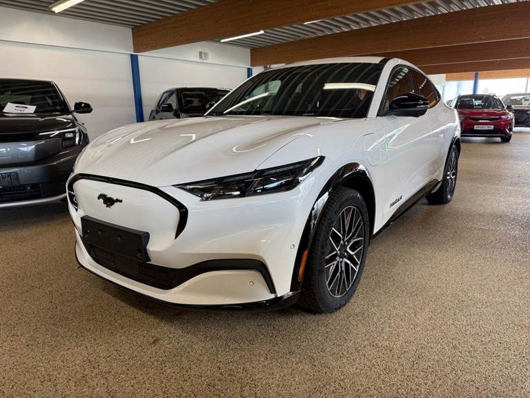 Ford Mustang Mach-E 88 Premium Extended Range