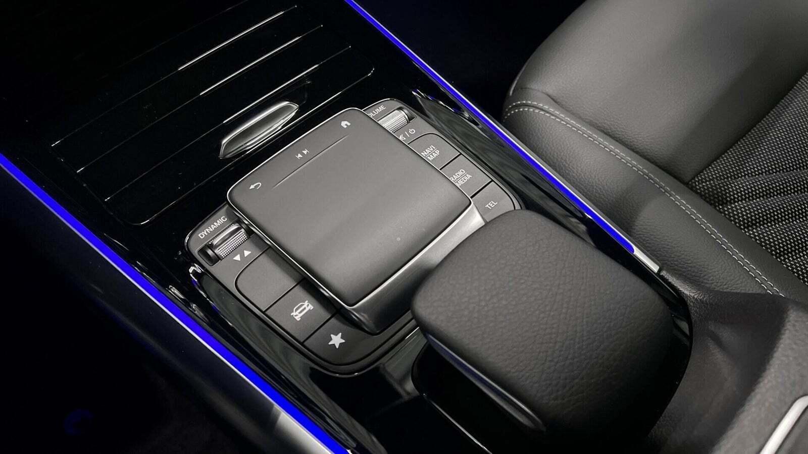 Hvid Mercedes EQA250+ fra 2023