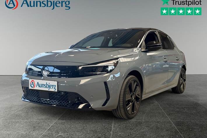 Grå Opel Corsa-e fra 2024