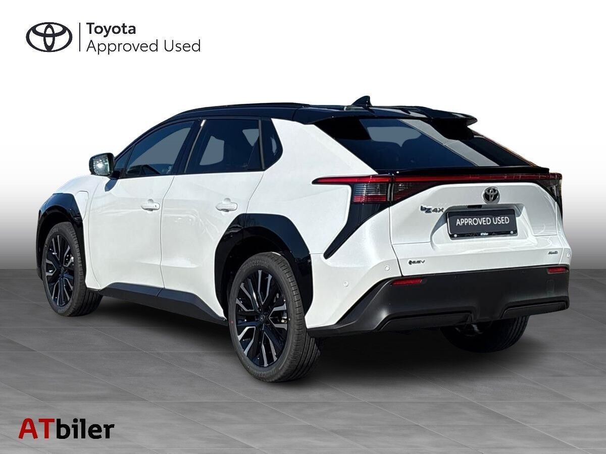 Toyota BZ4X EL Executive Panorama Bitone AWD 343HK 5d Aut.