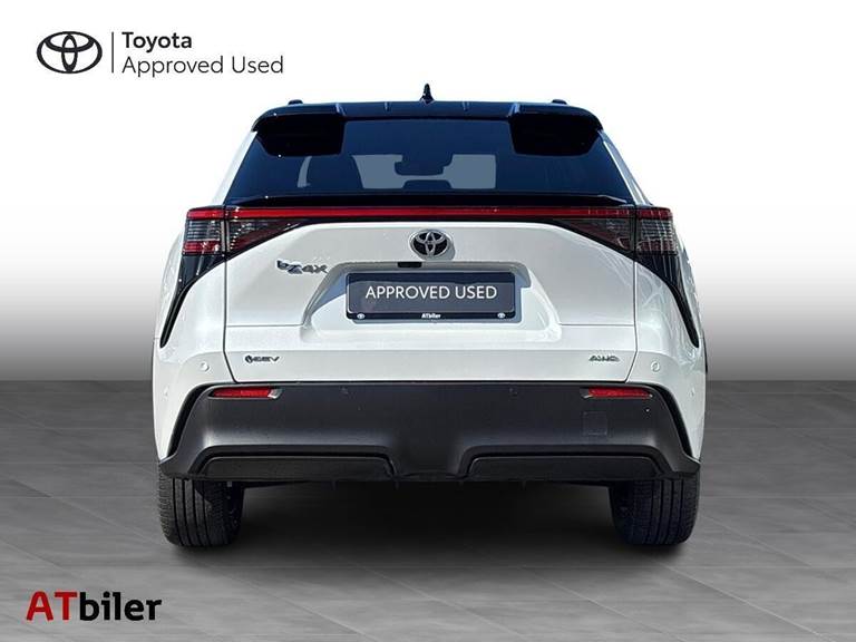 Toyota BZ4X EL Executive Panorama Bitone AWD 343HK 5d Aut.