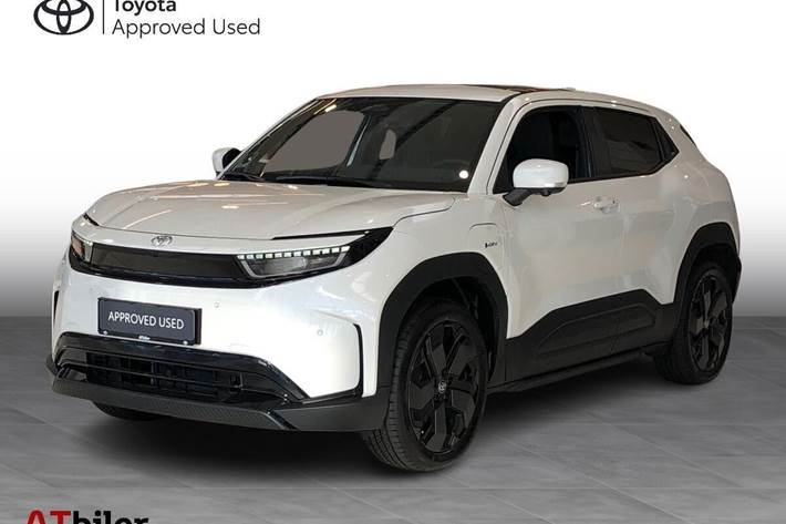 Hvid Toyota Urban Cruiser fra 2026