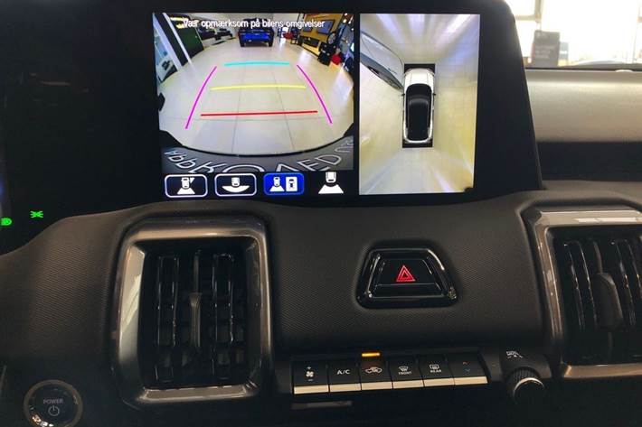 Hvid Toyota Urban Cruiser fra 2026