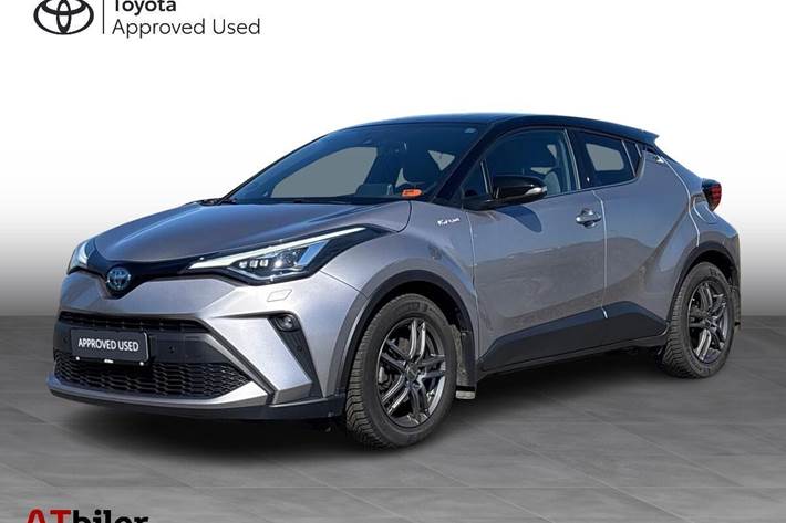 Sølv Toyota C-HR fra 2021