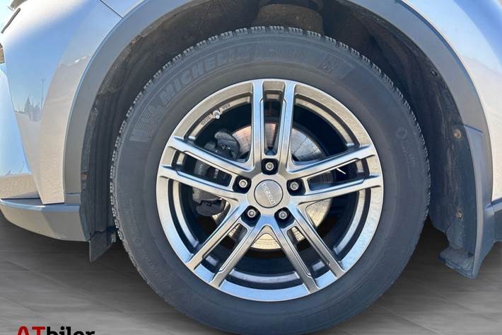 Sølv Toyota C-HR fra 2021