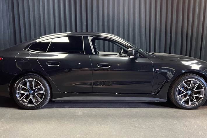 Sort BMW i4 fra 2022