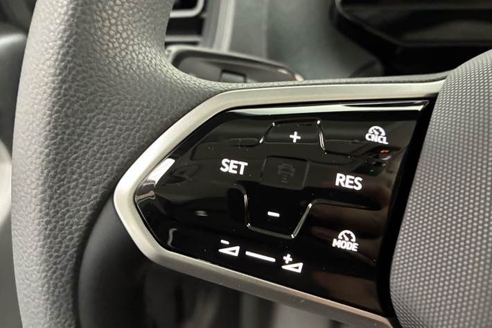 Hvid VW ID.Buzz Cargo fra 2026