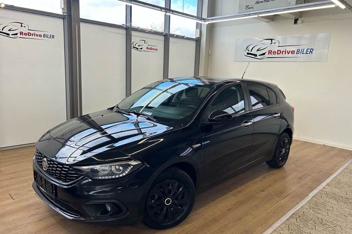 Sort Fiat Tipo fra 2017