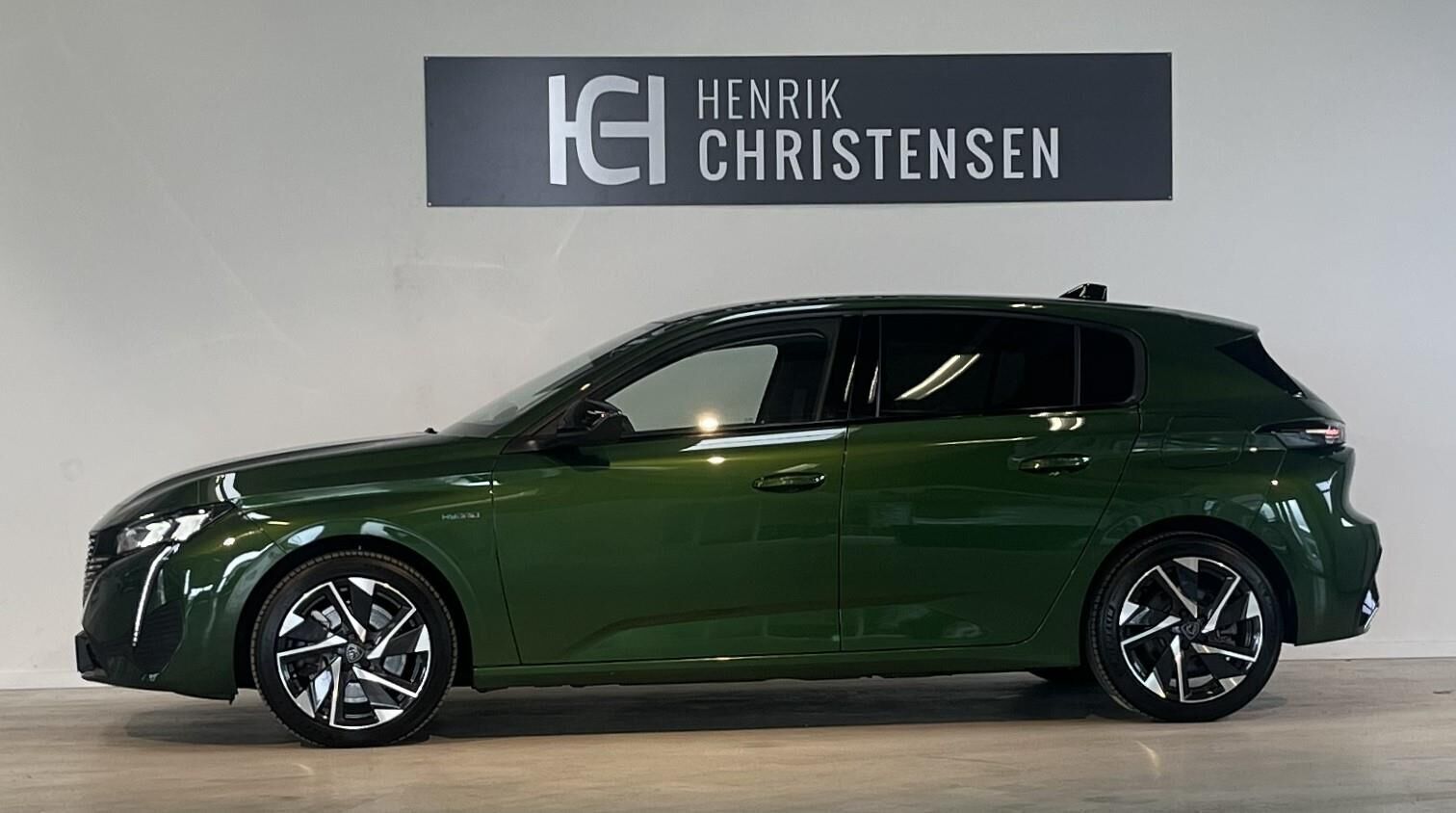 Peugeot 308 1,6 Plugin-hybrid First Selection EAT8 180HK 5d 8g Aut.