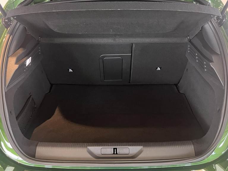 Peugeot 308 1,6 Plugin-hybrid First Selection EAT8 180HK 5d 8g Aut.