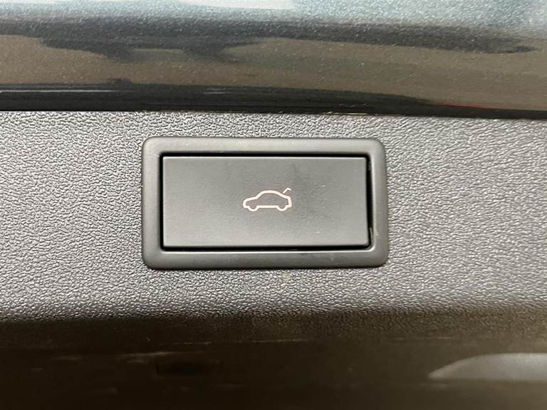 Skoda Enyaq 80 iV Selection ecoSuite 204HK 5d Aut.