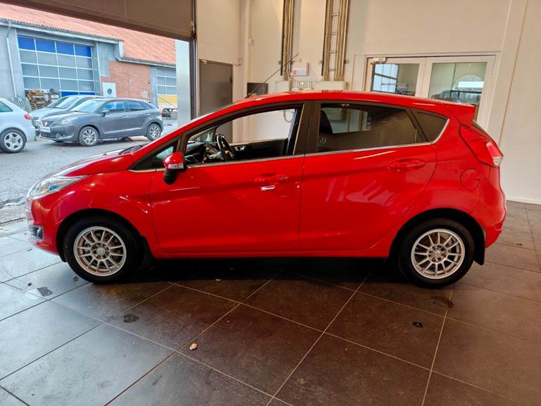 Ford Fiesta 1,0 SCTi 100 Titanium