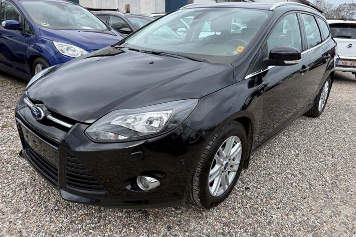 Sort Ford Focus fra 2012