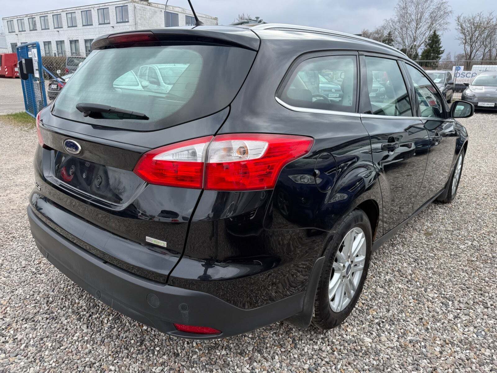 Sort Ford Focus fra 2012