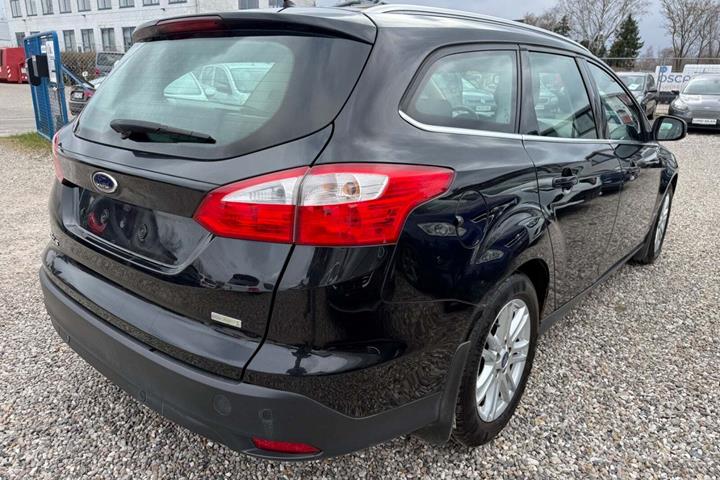 Sort Ford Focus fra 2012