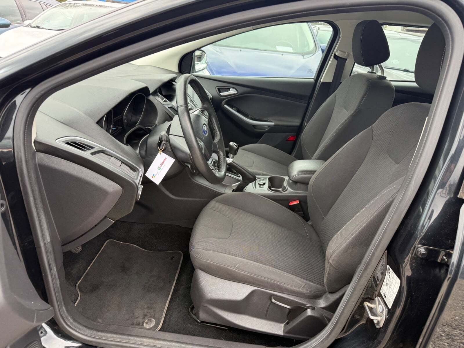 Sort Ford Focus fra 2012